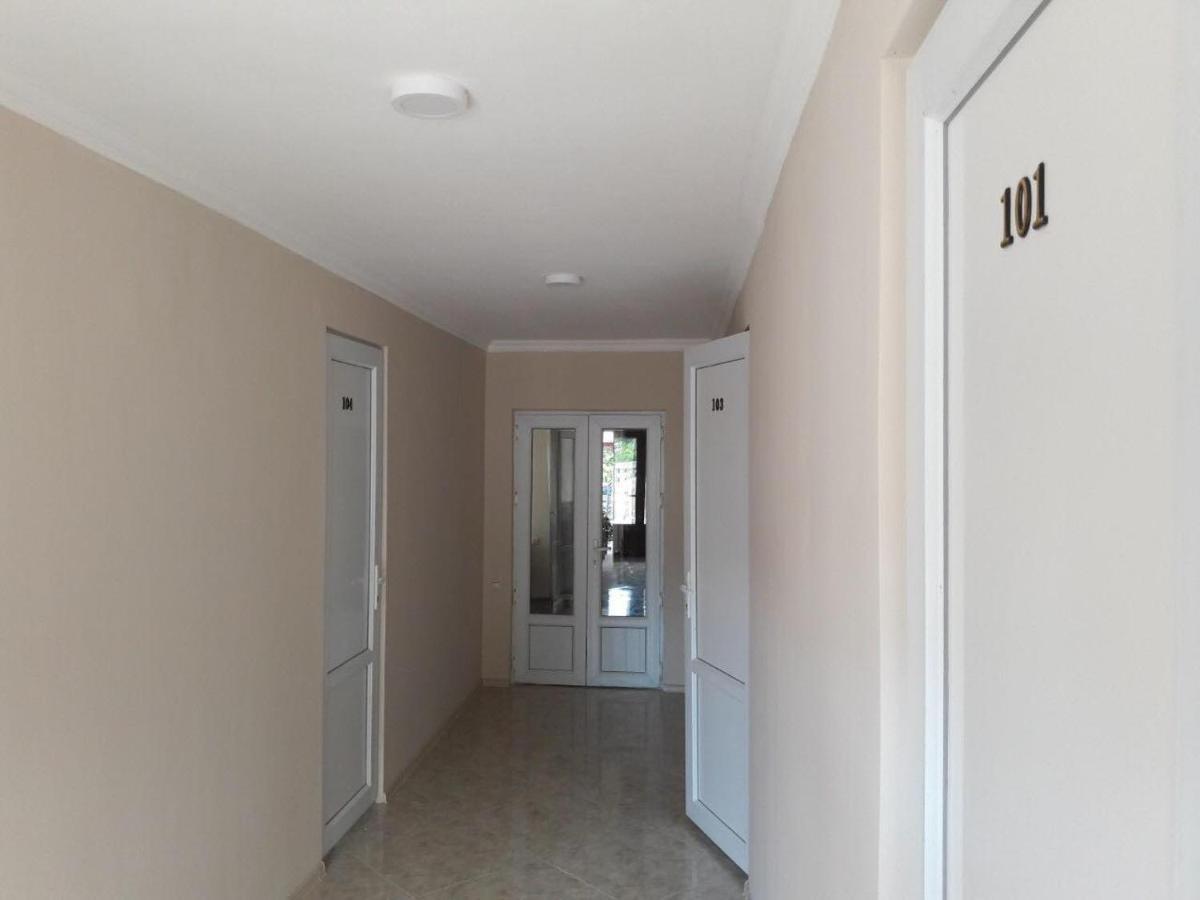 Guest House Kobuleti #788 Bagian luar foto