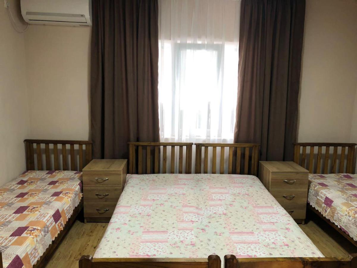 Guest House Kobuleti #788 Bagian luar foto